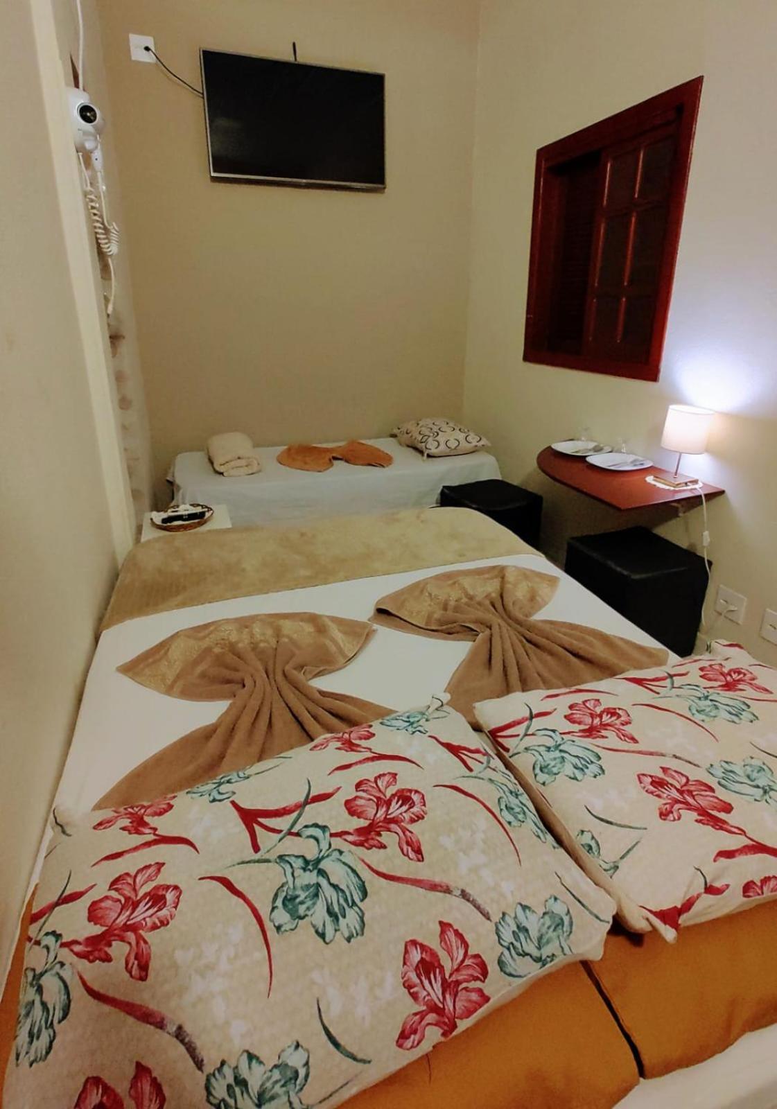 Family Room,1151489433:JPEG